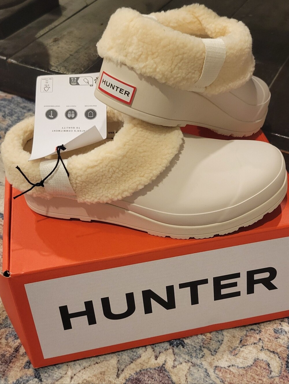 NEW Hunter Cream Sherpa-Lined Slip-On Clogs:7